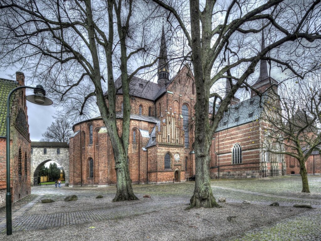 Fester Roskilde: Traditioner og Moderne Tendenser